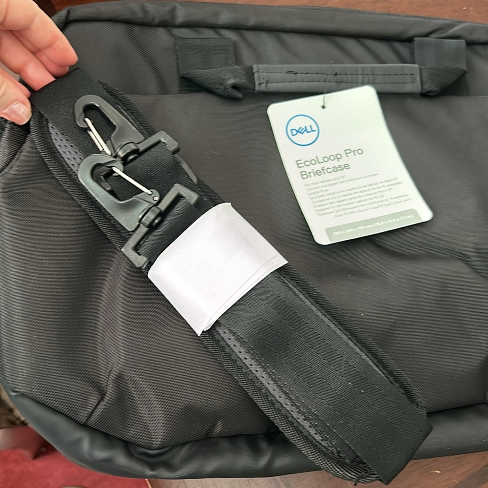 Dell EcoLoop Pro Briefcase - Picture 5 of 6